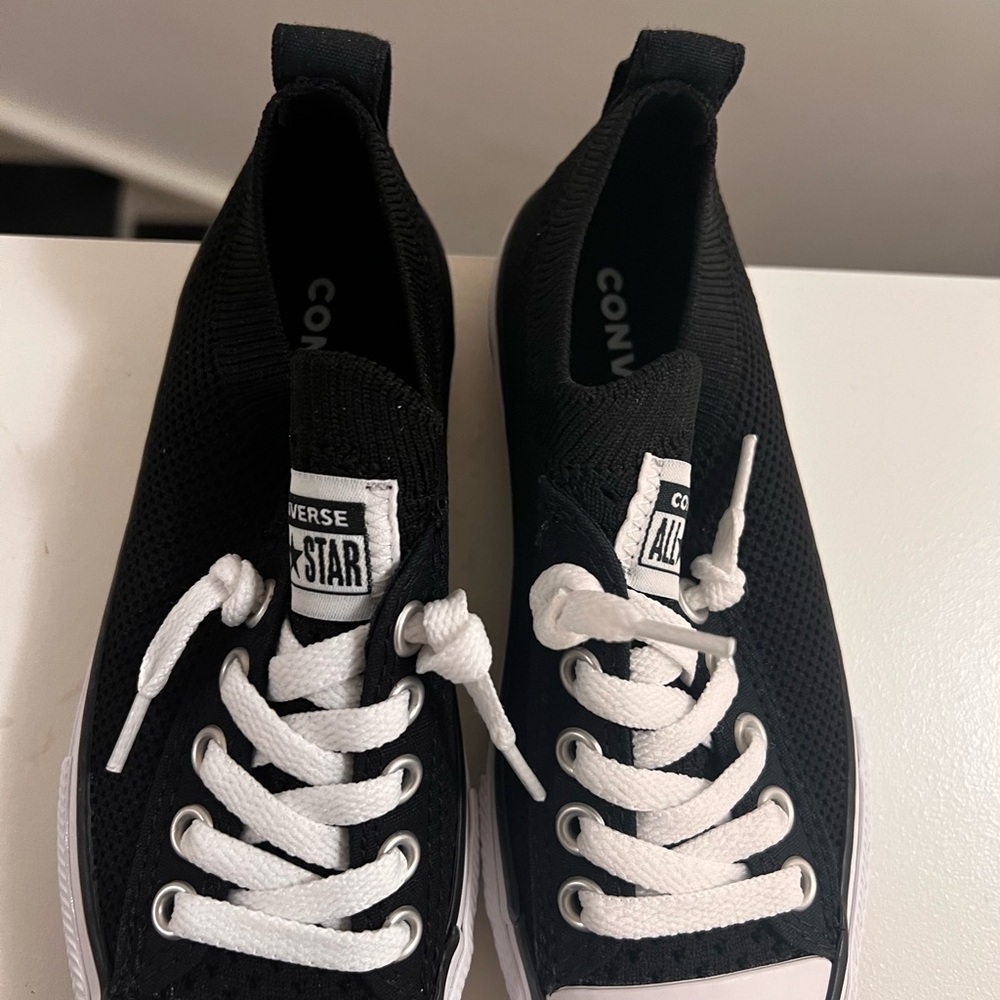 Converse Classic Black and White Knit slip on. - Picture 3 of 4